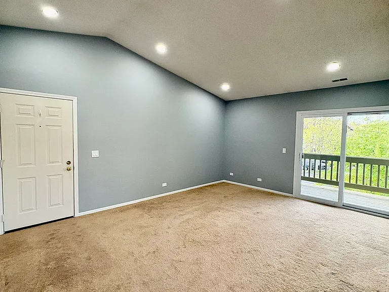 319 Deer Glen Way #2C — Photo 5