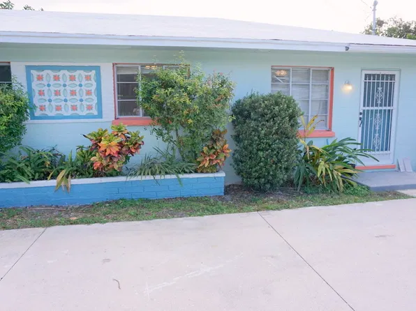 946 40th St, Sarasota, FL