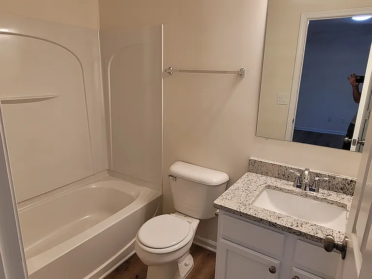 2228 Landing Ridge Dr — Photo 9