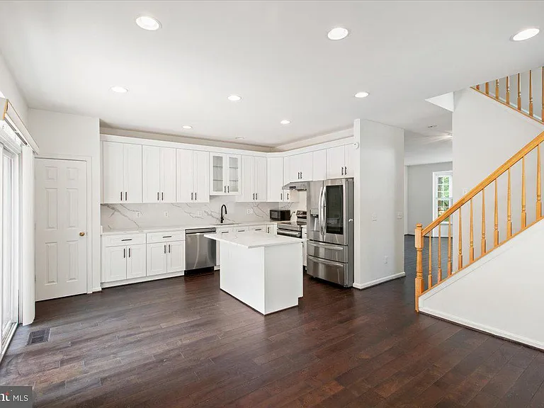 4113 Flower Box Ct — Photo 11