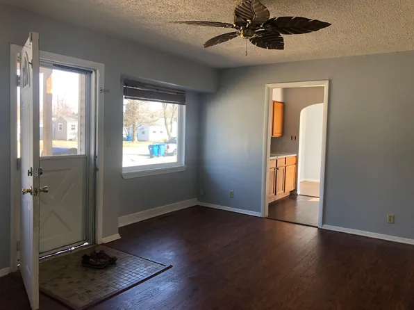 2724 E 12th St, Joplin, MO 64801