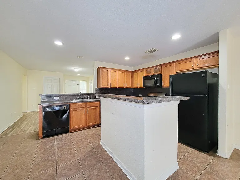 12835 Regal Oaks Bend Ln — Photo 10