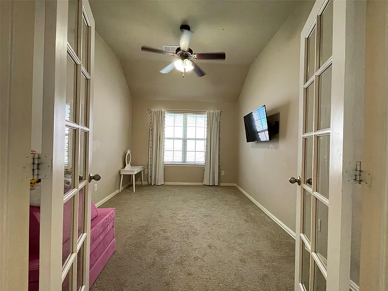 2318 Patriot — Photo 15