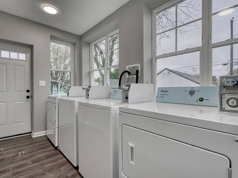 6722 Brentwood Ave #1B — Photo 17