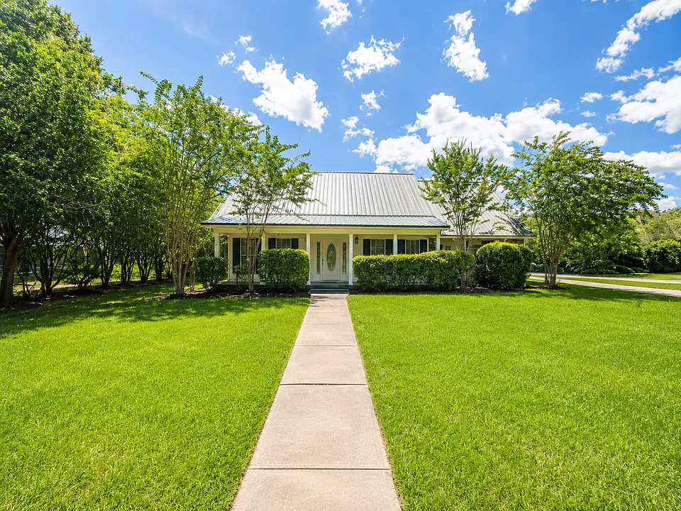 63 Griffith Rd