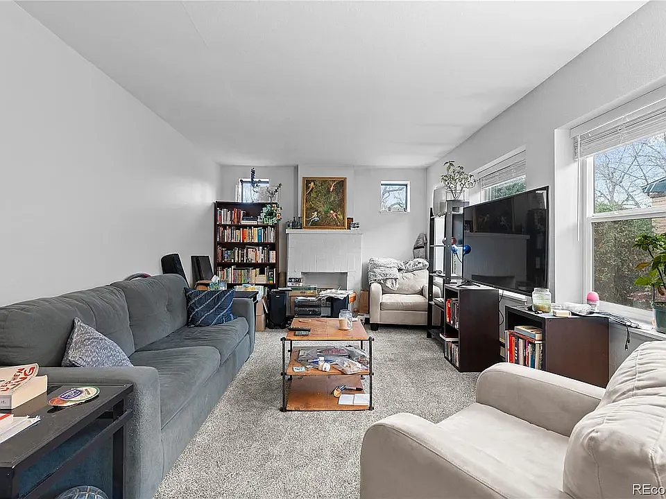 2 bed, 691 sqft, $1,600 — Photo 3