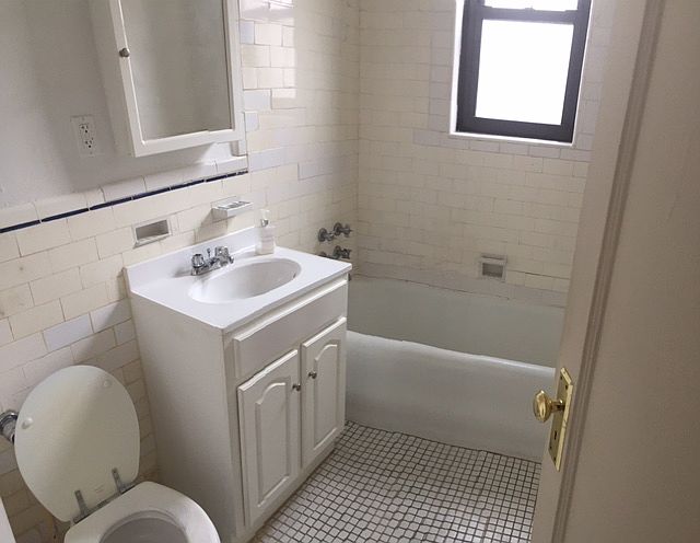 2nd image of 724 E 27th St #27