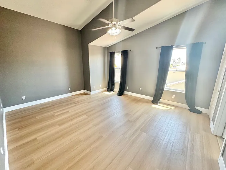 216 Chiquis Ct — Photo 12