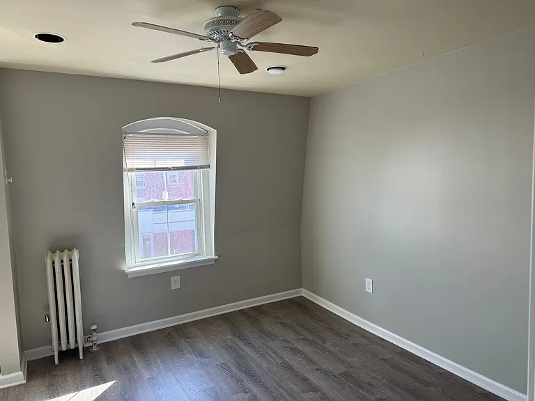 123 S Main St — Photo 8