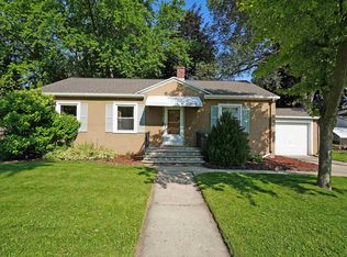 617 Wilson Ave, Green Bay, WI 54303