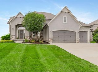 8901 SE 1st St, Blue Springs, MO 64064
