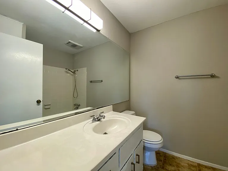 7219 Scenic Brook Dr — Photo 25