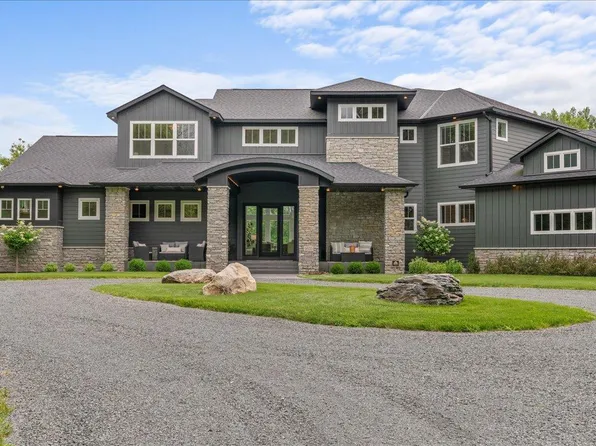 9533 Otchipwe Ave N, Stillwater, MN 55082