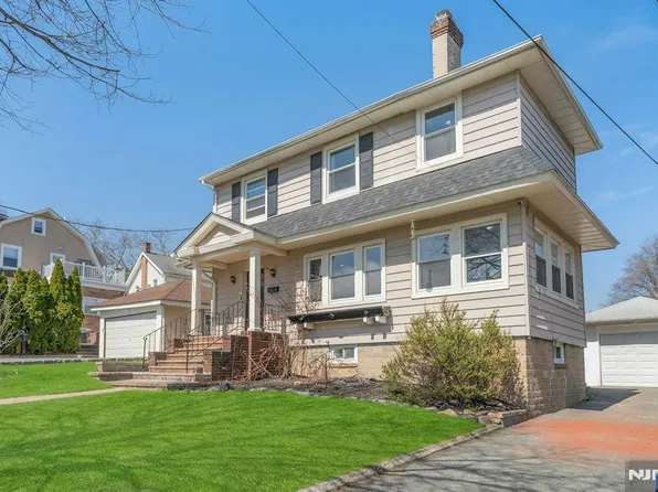 39 Vernon Ter, Bloomfield, NJ 07003