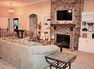 4604 Sw Soldier Drive, Lees Summit, MO 64082