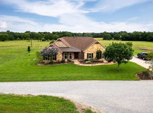 191 Bell Rd, Van Alstyne, TX 75495