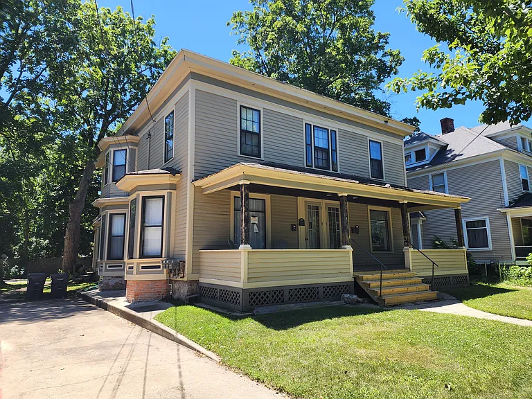 715 W Lovell St — Photo 1