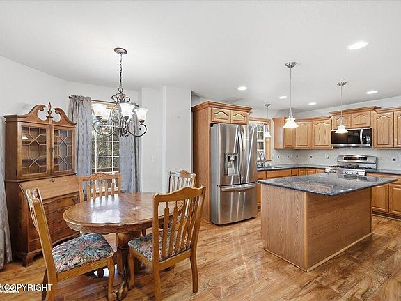 5th image of 3978 N Meadow Lakes Dr
