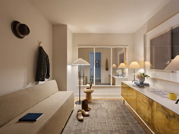 170 East End Avenue image 14 of 15