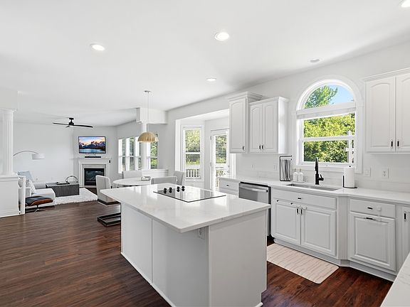 2nd image of 6272 Chappellfield Dr