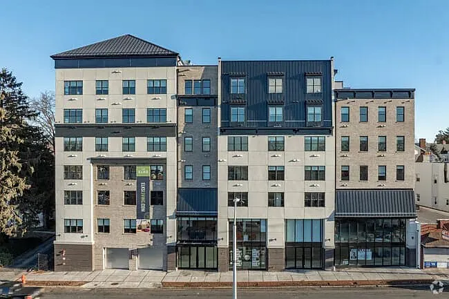 Building Photo - 475-476 Main St #418