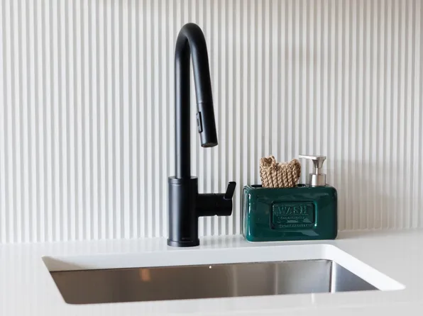 180 Morgan Street image 89 of 140