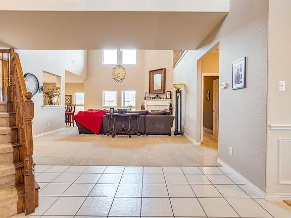 3rd image of 12825 Kingsgate Dr