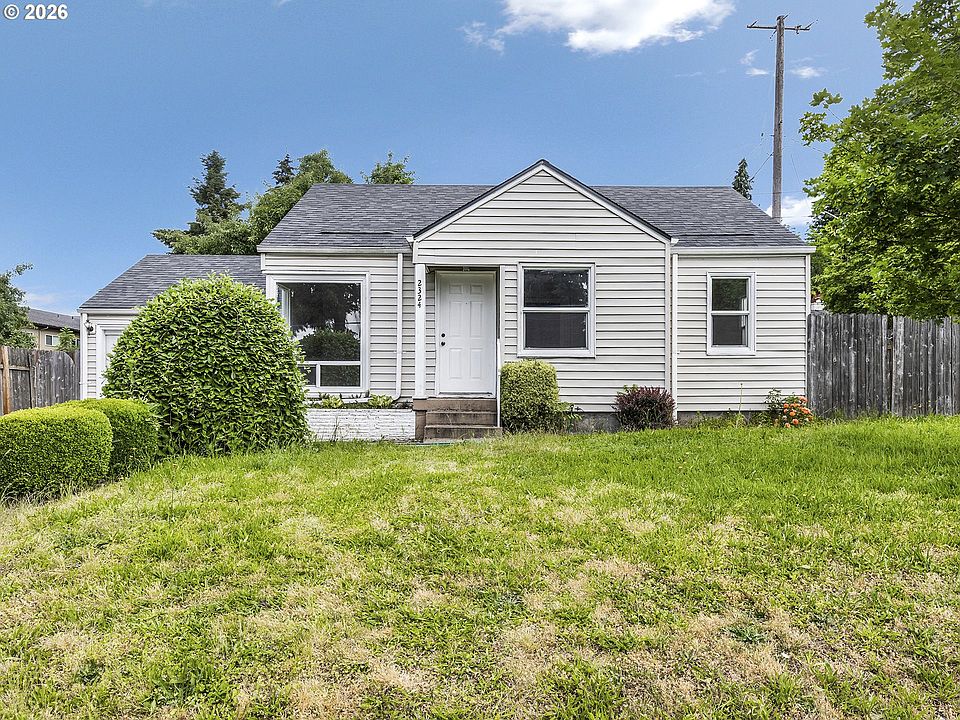 1st image of 2324 E 16th St