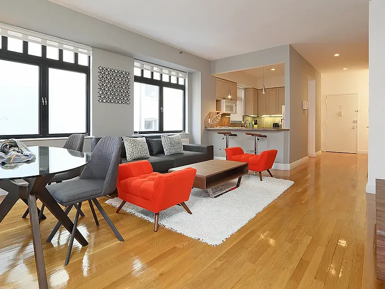 2 Jones St #402 — Photo 2