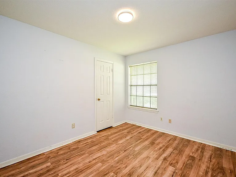 14431 Royal Hill Dr — Photo 18