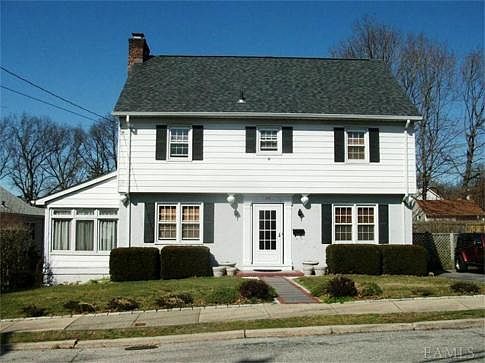 1st image of 102 Curtis Ln
