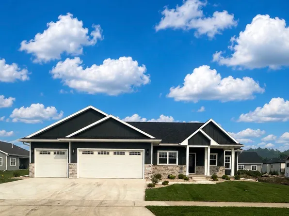 7701 Stonecrop Way, Deforest, WI 53532