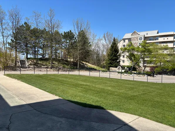 320 Lake St, Saint Joseph, MI 49085