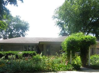 609 Palladium Dr E, Joliet, IL