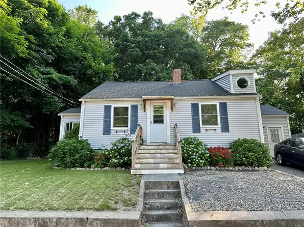 10 Harris Ave, Johnston, RI 02919