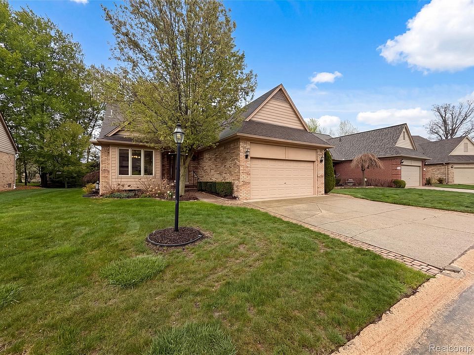 1st image of 52186 Jacqueline Ct