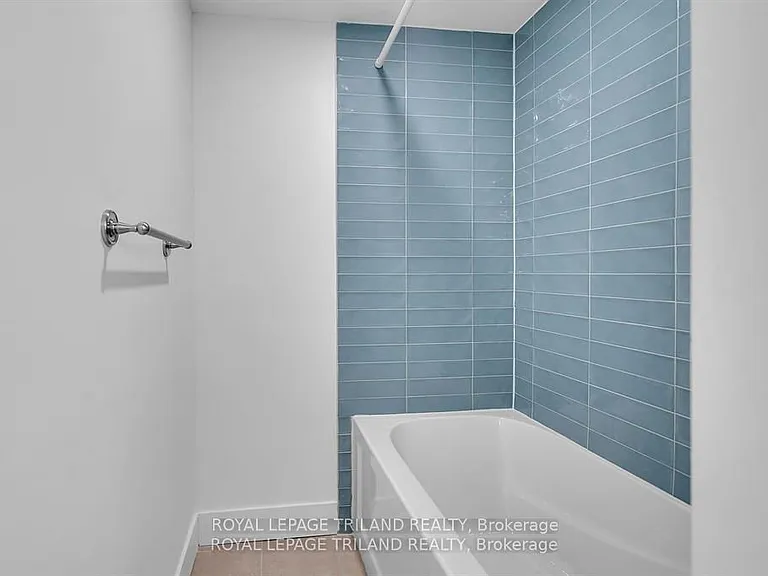 917 Hamilton Rd #20 — Photo 7