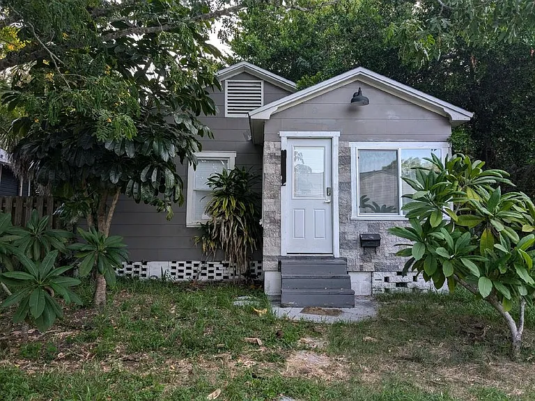 3642 Jessup Ct N — Photo 1