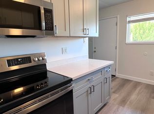 1118 Delaware St APT E, Berkeley, CA 94702