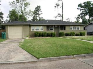 2300 Rio Grande Pl, Orange, TX 77630