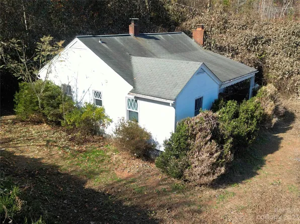 793 Silver Creek Rd, Mill Spring, NC 28756