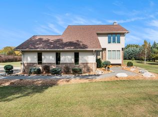 1837 Trueman Ct, Ortonville, MI