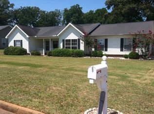 155 Cedar Grove Ln, Enterprise, AL 36330