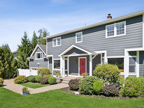 2nd image of 1922 Glenrock Street