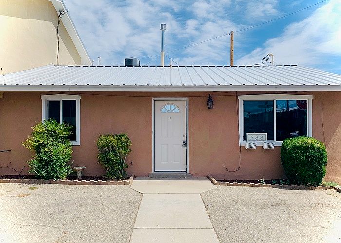 1st image of 633 Camino Floretta NW