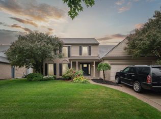 3174 Courtfield Dr, Rochester Hills, MI 48309