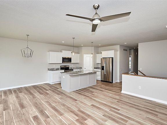 3rd image of 708 3rd St NW