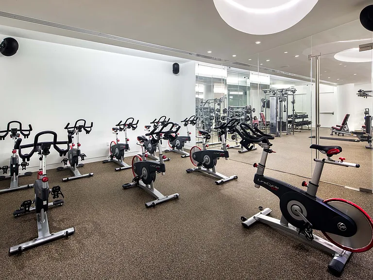 400 Park Ave S #34D — Photo 8