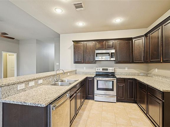 5th image of 70085 4th St