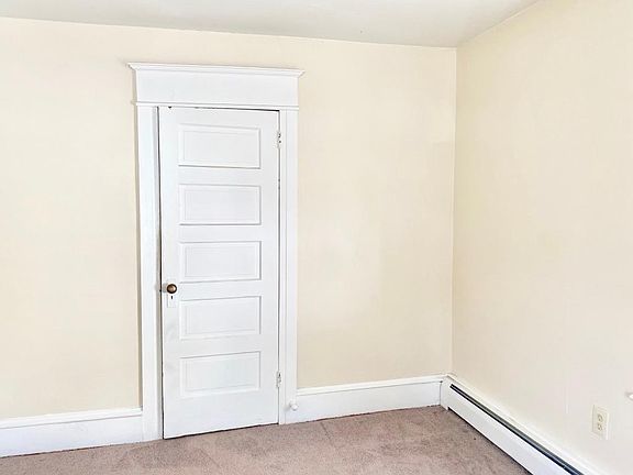 Bedroom 1 - closet